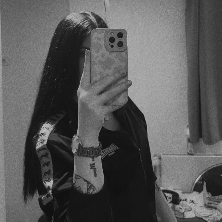 @_.laura.ma._