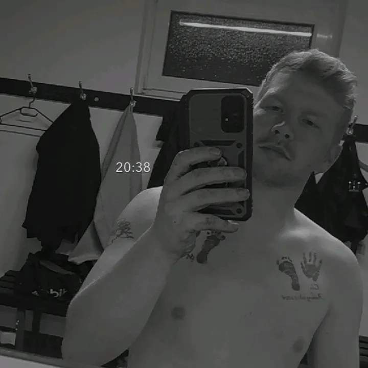 lee_shane_riley
