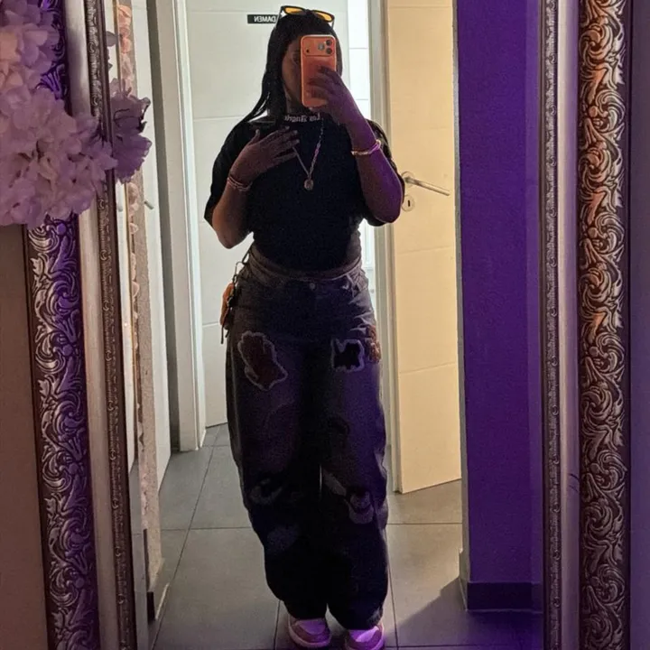@diashleydee