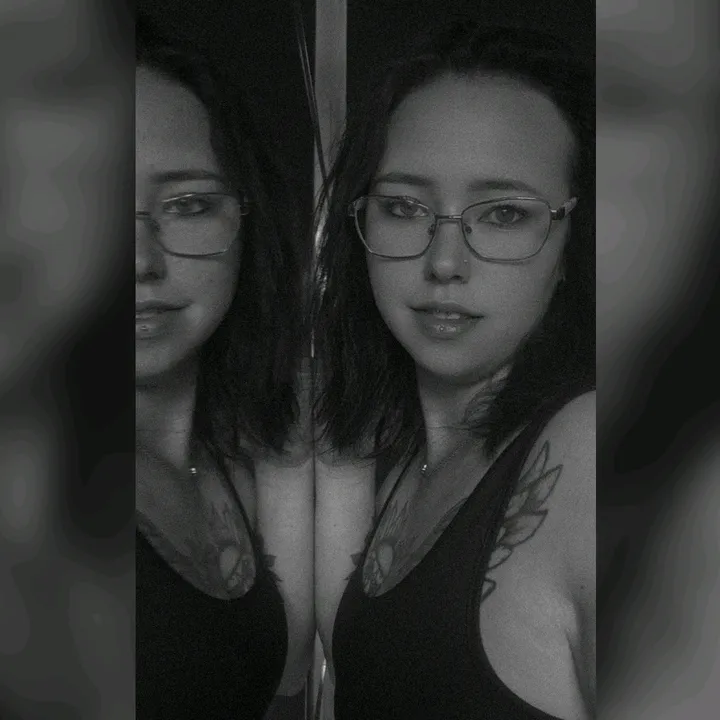 @d_queen974