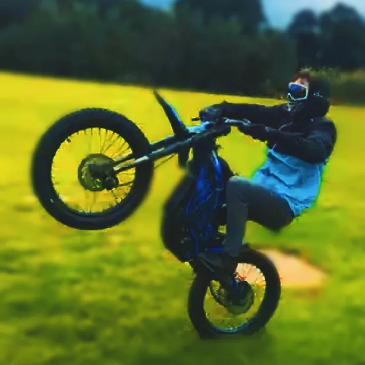 @liamgreenallbikelife