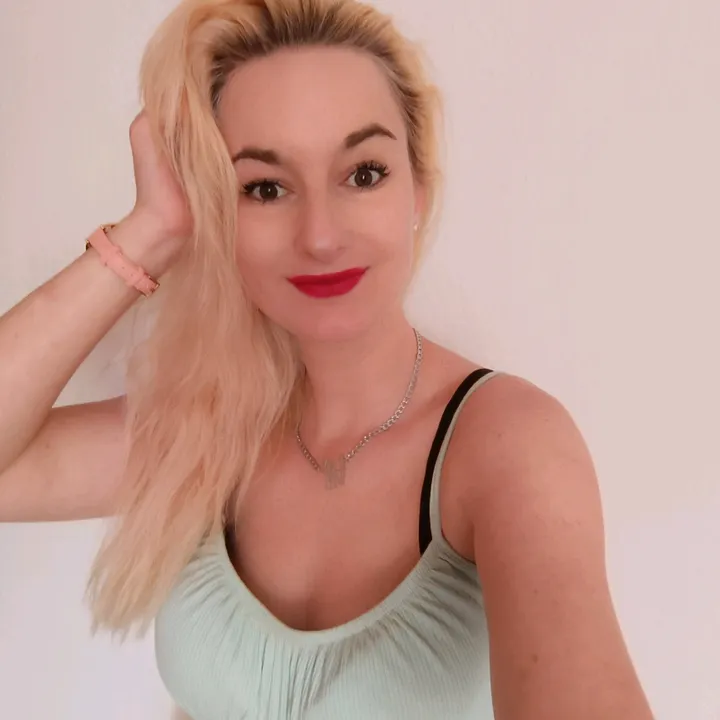 @laraley109