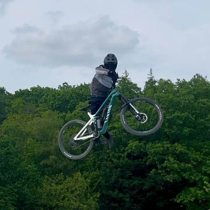 @mtb.yme