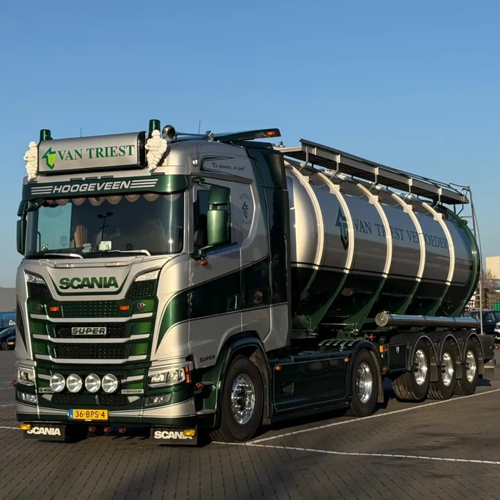 truckspotter_bd15