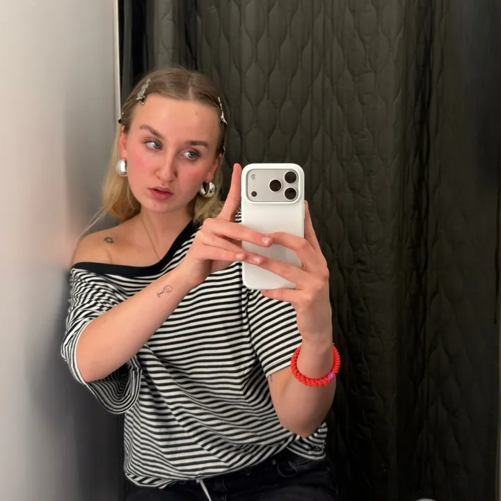julia.birkner
