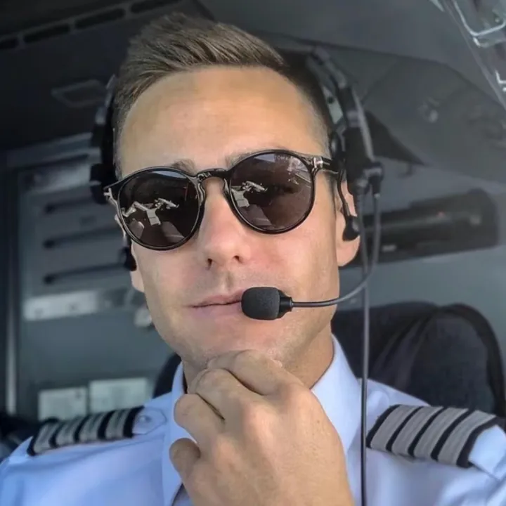 captain_garrett3