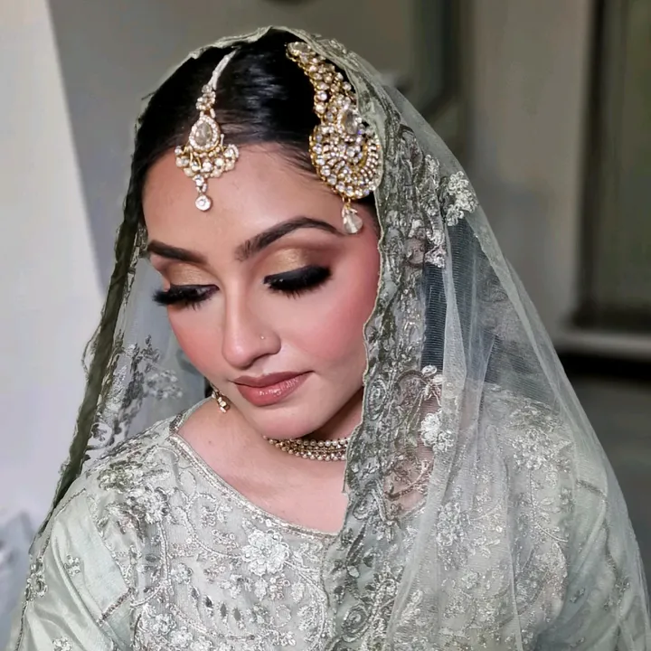saras_hair_beauty