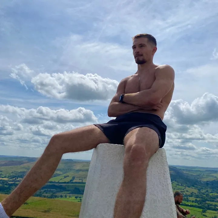 @oskarpt_