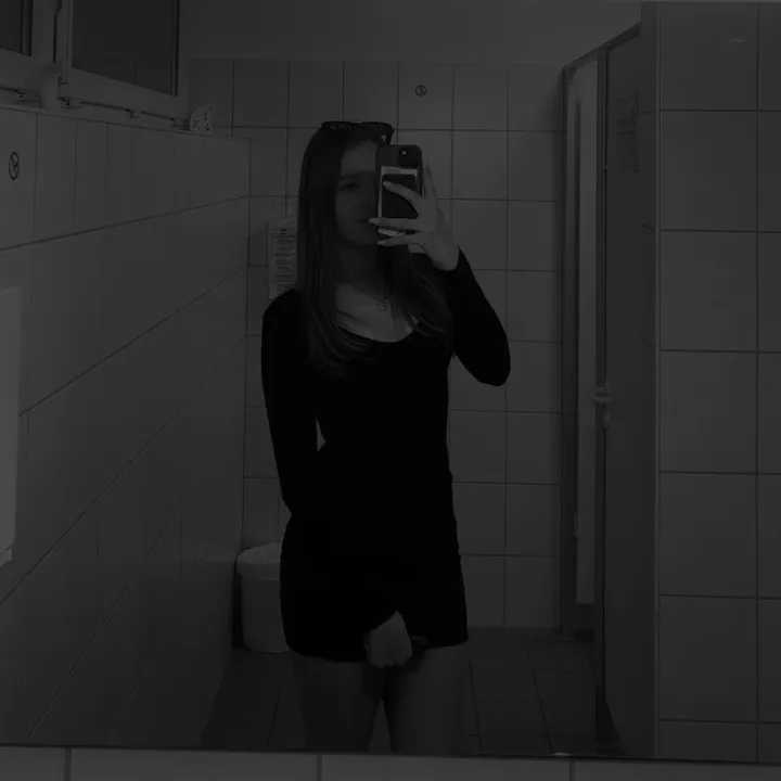 @emmaaaa_821