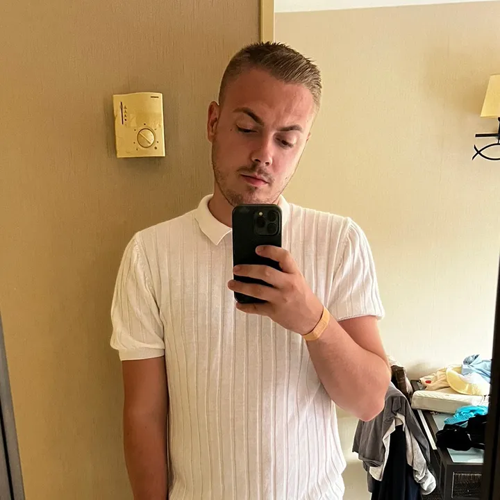 @maximiliansavage