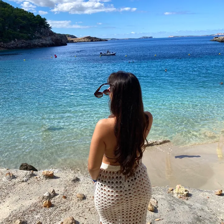 @verolovestravel