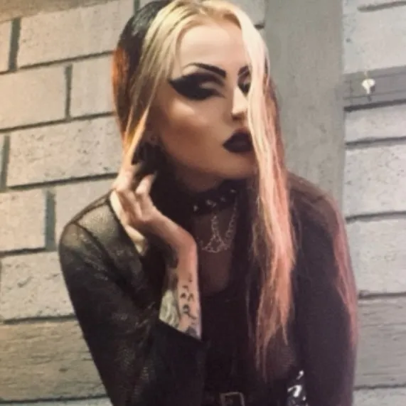 bloodybeastscarlet