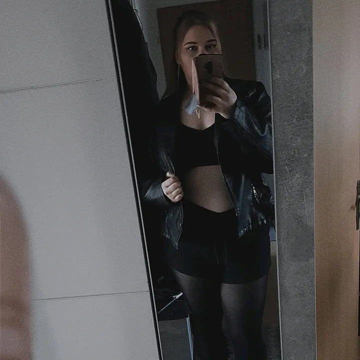 @chelly1308
