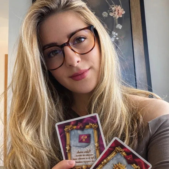 @divinationbydividi