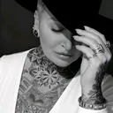 @_zandra_backup