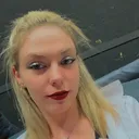@julielanoupy
