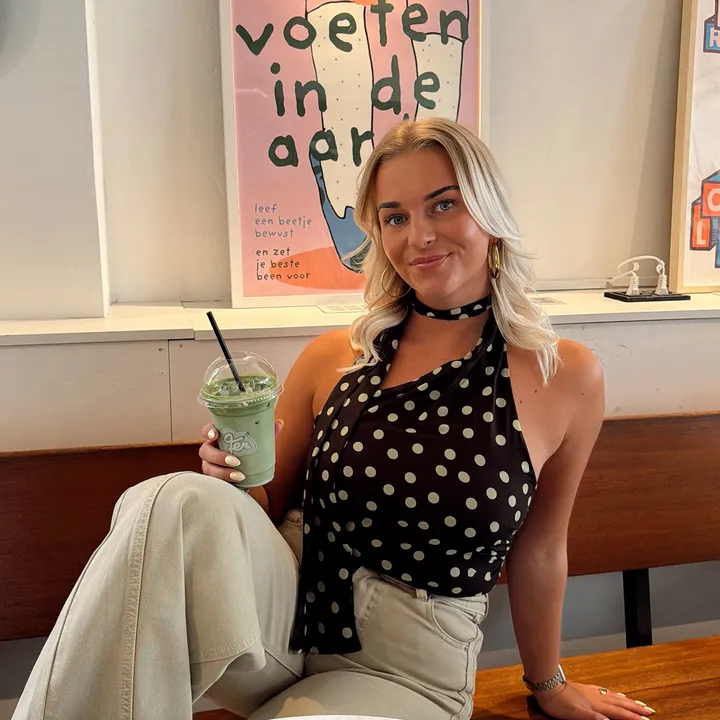 @melaniestinstra