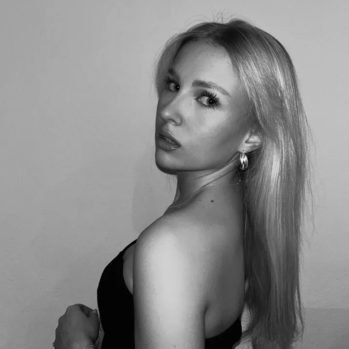 @linamischur