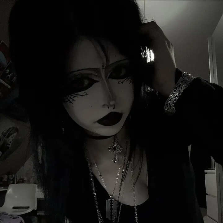 @lifel0v3r__