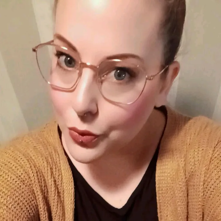 leana_ella