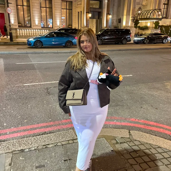@anniehazelx