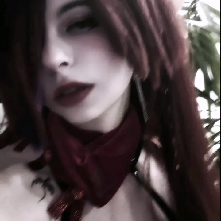 @lainie.cos