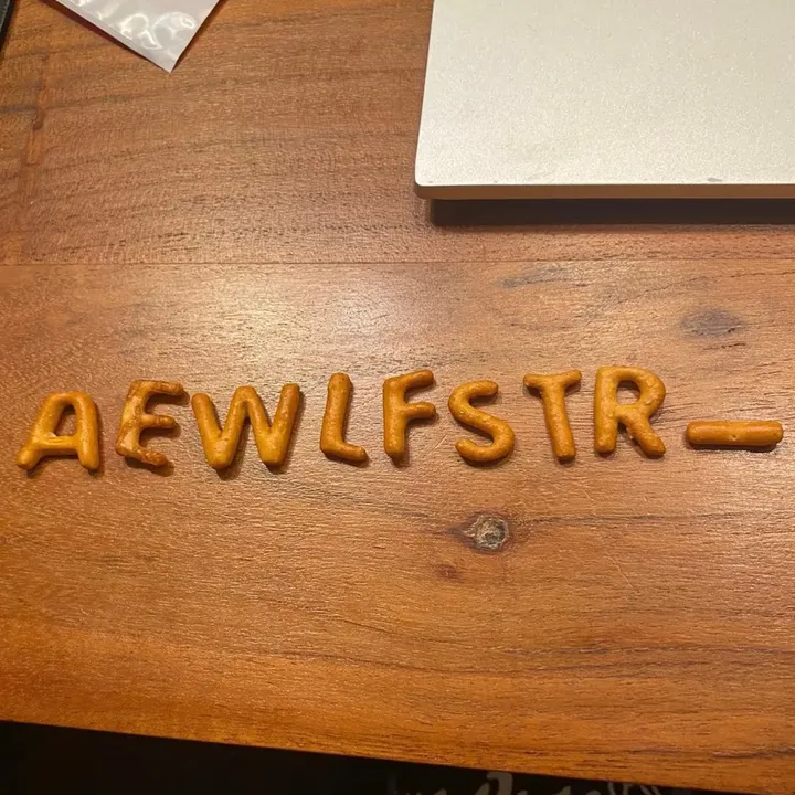 @aewlfstr_
