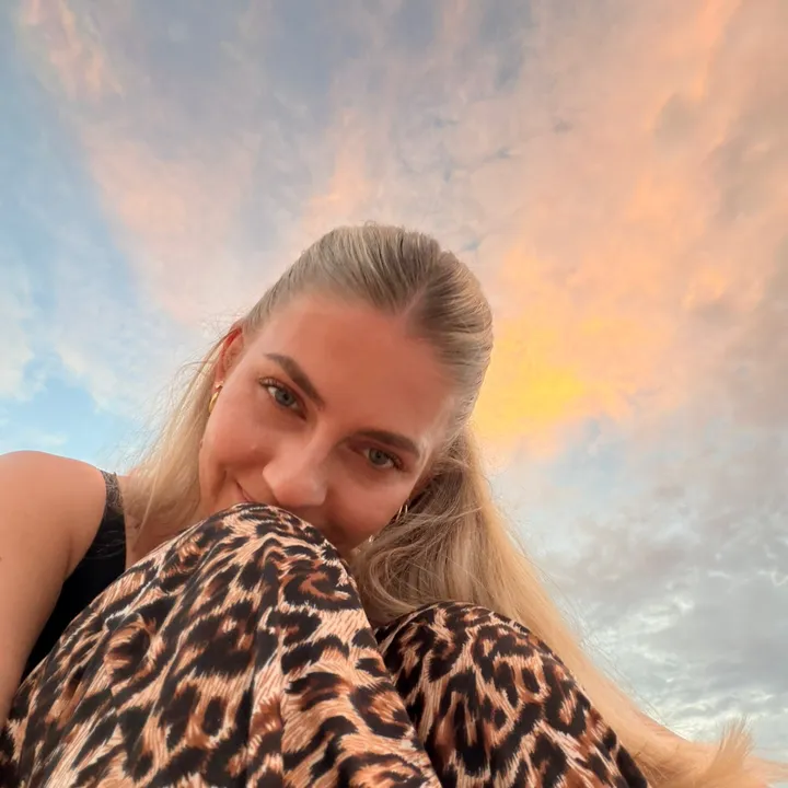 @laraamagdalena