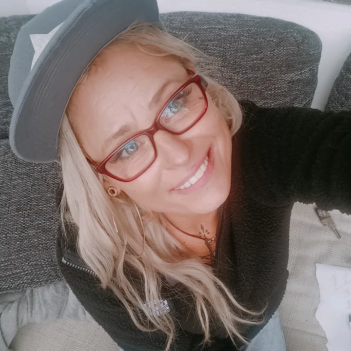 @yvonnehein2.0