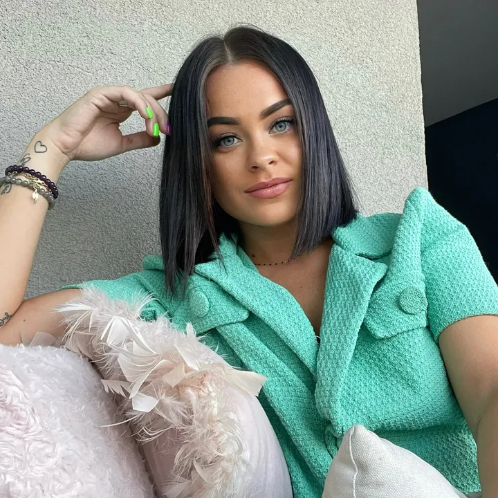 lesliewithlove