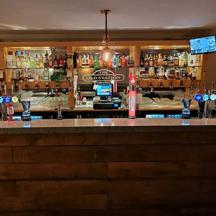 @theoldstationbar