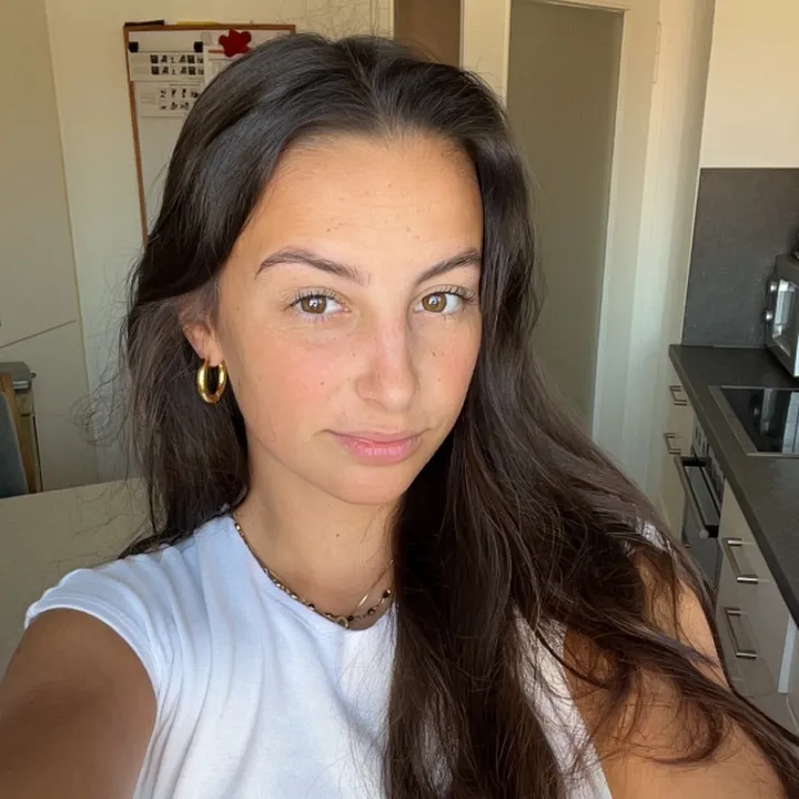 @leonieelinder