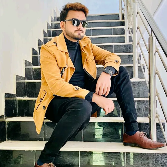 momi_bhatti