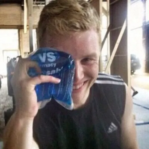 @i.luveee.noel_fisher
