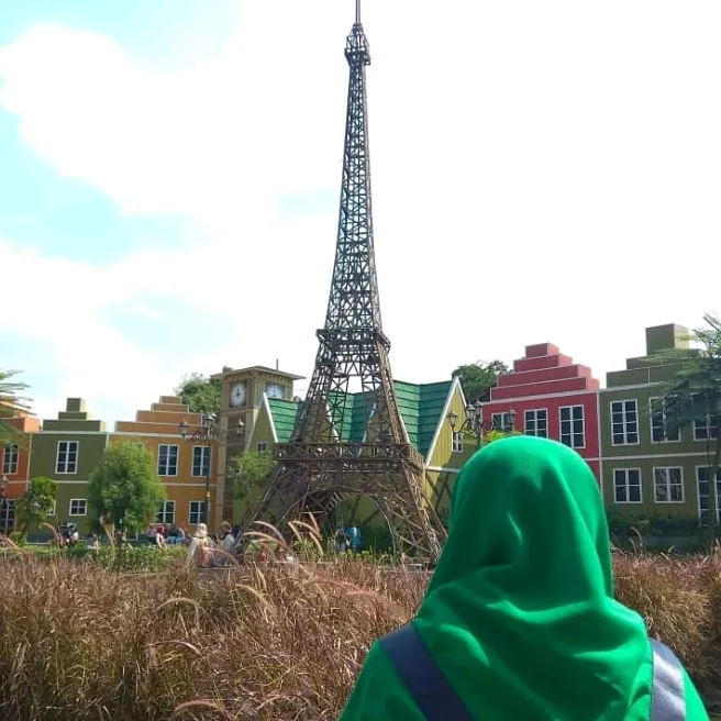 @hamidahdamalia