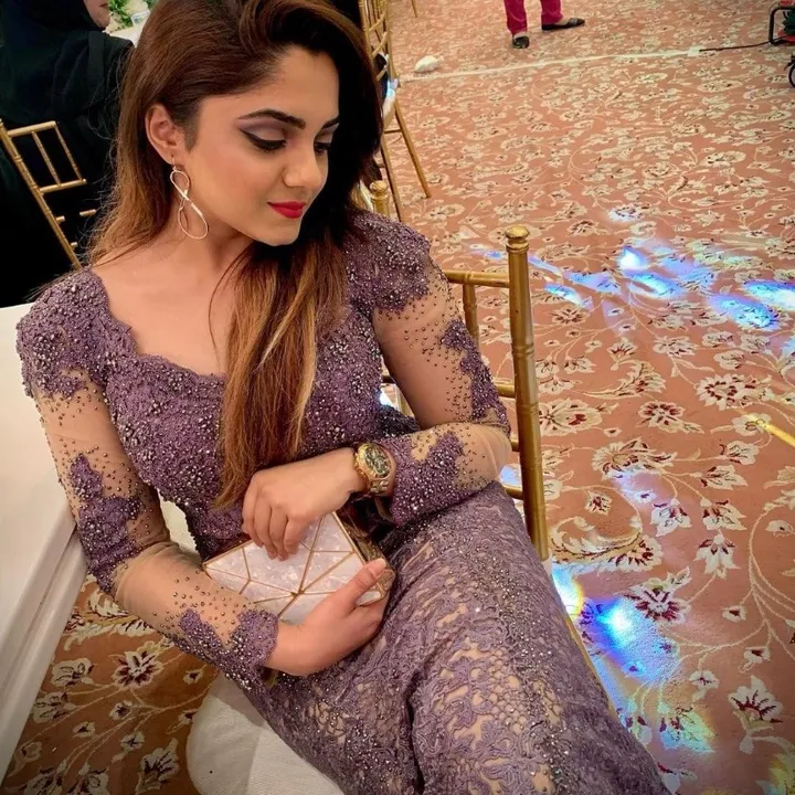 realdesiauntyofficial