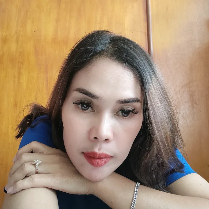 melva_em