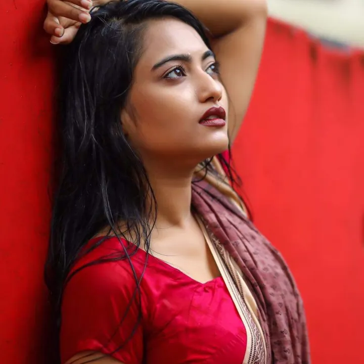 sharmeenakhee
