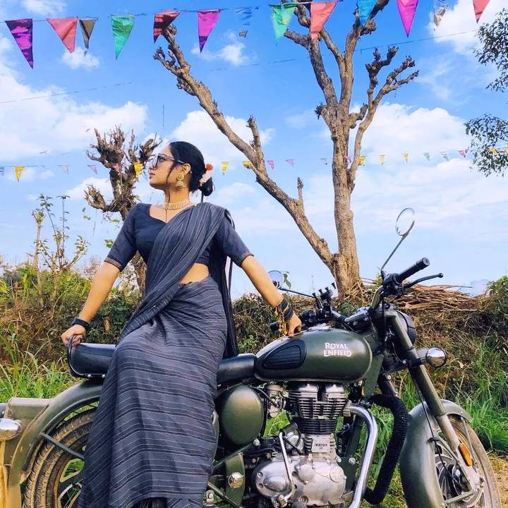 @manisuu154