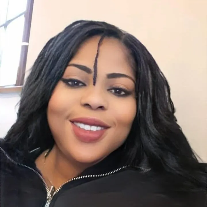 @queenbecky02