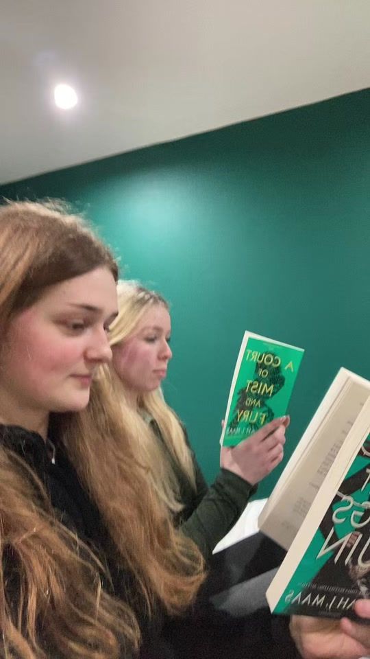 TikTok video thumbnail by suitcovia