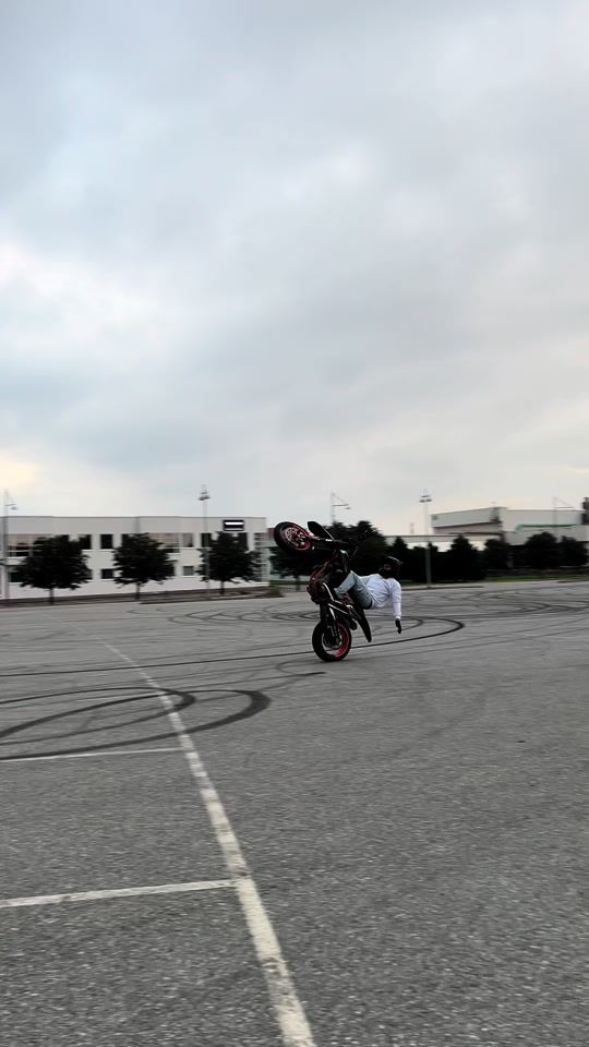 TikTok video thumbnail by carlalin1