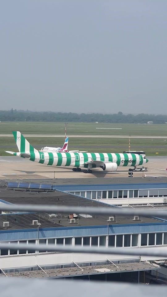 TikTok video thumbnail by matti._.planespotting