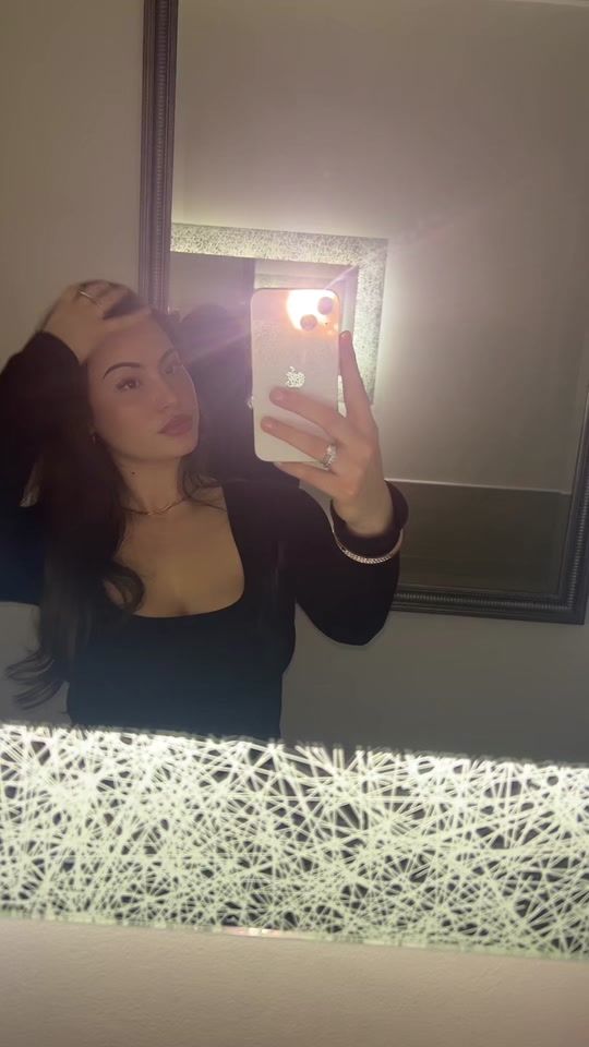 TikTok video thumbnail by bellaarias25