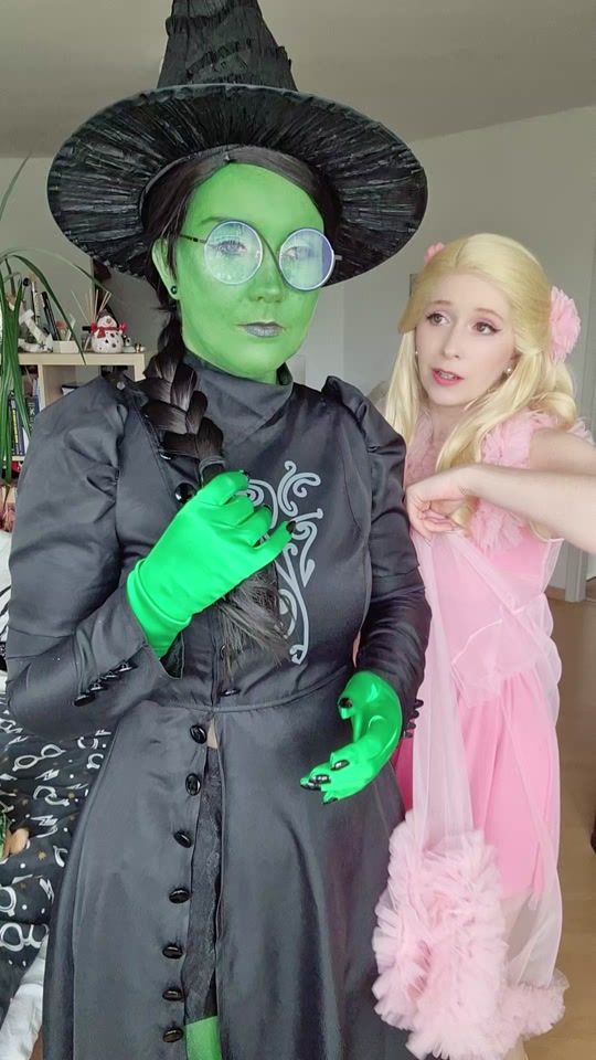 TikTok video thumbnail by karasu_cosplay