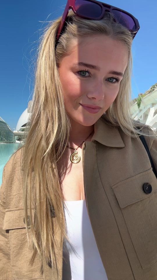 TikTok video thumbnail by vievee_