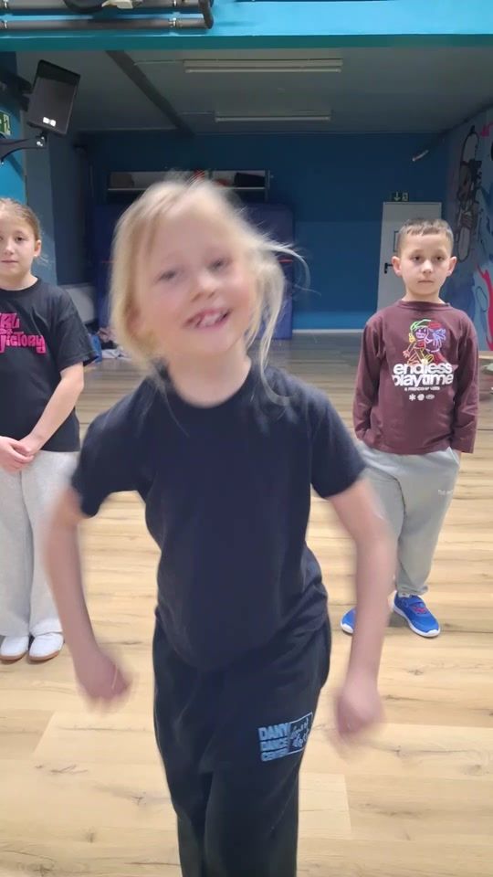 TikTok video thumbnail by dany.dance.center