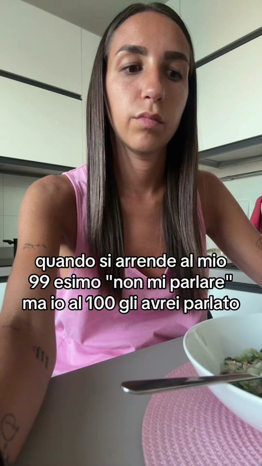 TikTok using Dile Que Tu Me Quieres