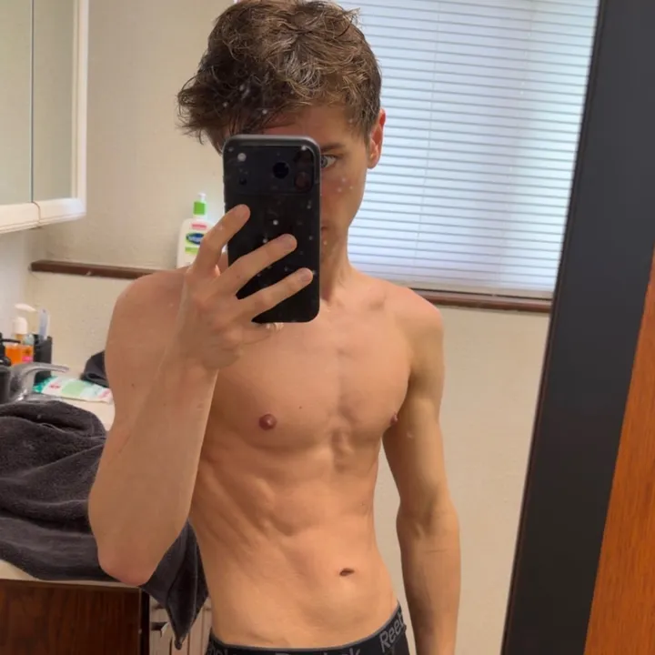 zach.fit147