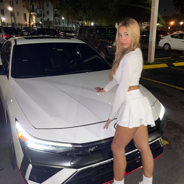 @nayelicastropr